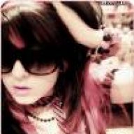 يداعبـني الخـجل