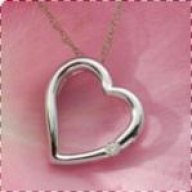 راجيه عفو ربها