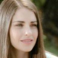 دموع وابتسامه