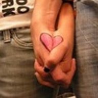 قلبي ينبض بإسمك