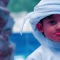 [ بعيوني أضمه ]