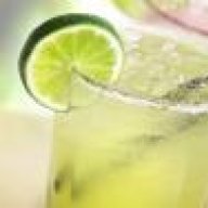 حورية وملاكها