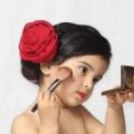 دلوعة لعيونك