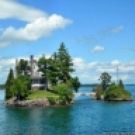 طموحة و متفائلة