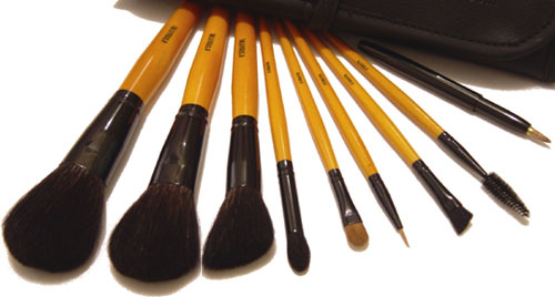 MakeupBrushes.jpg