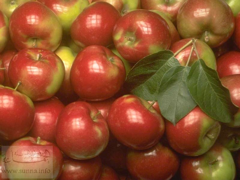 red-green-apples.jpg
