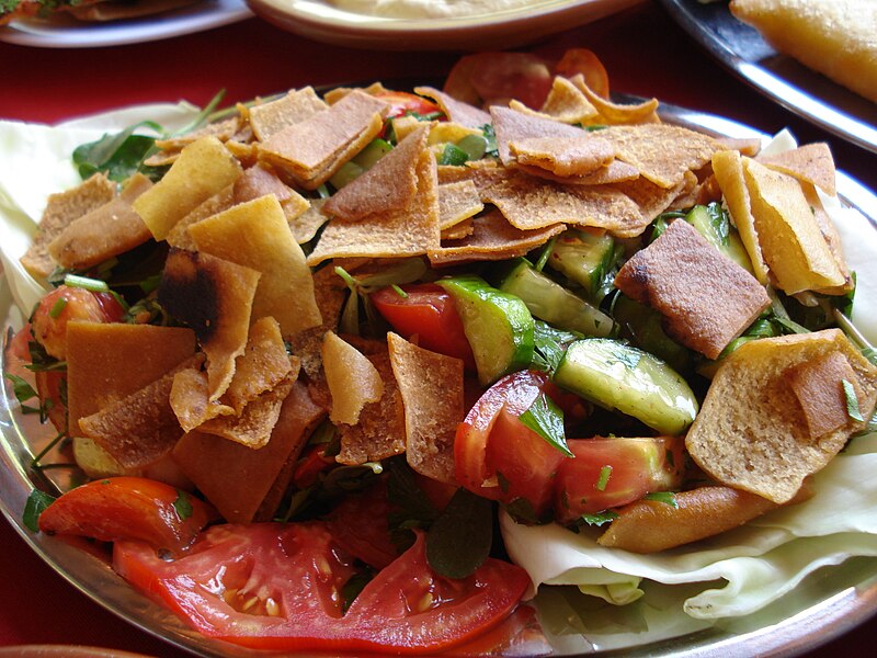 800px-Fattoush.JPG