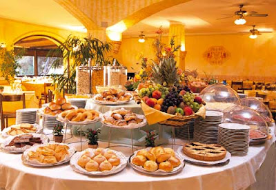 Buffet-Breakfast.jpg