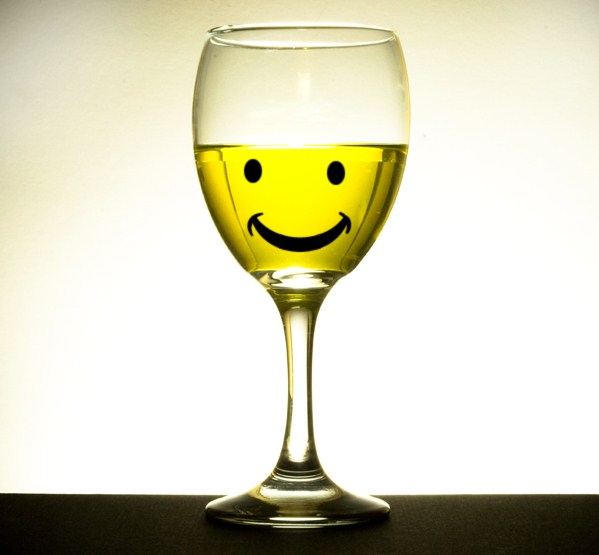 smiley_drink_by_dndnma.jpg