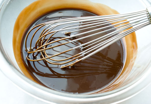 chocolate-sauce-whisk-together.jpg