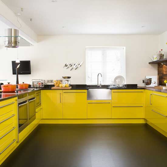 yellow-kitchen1.jpg