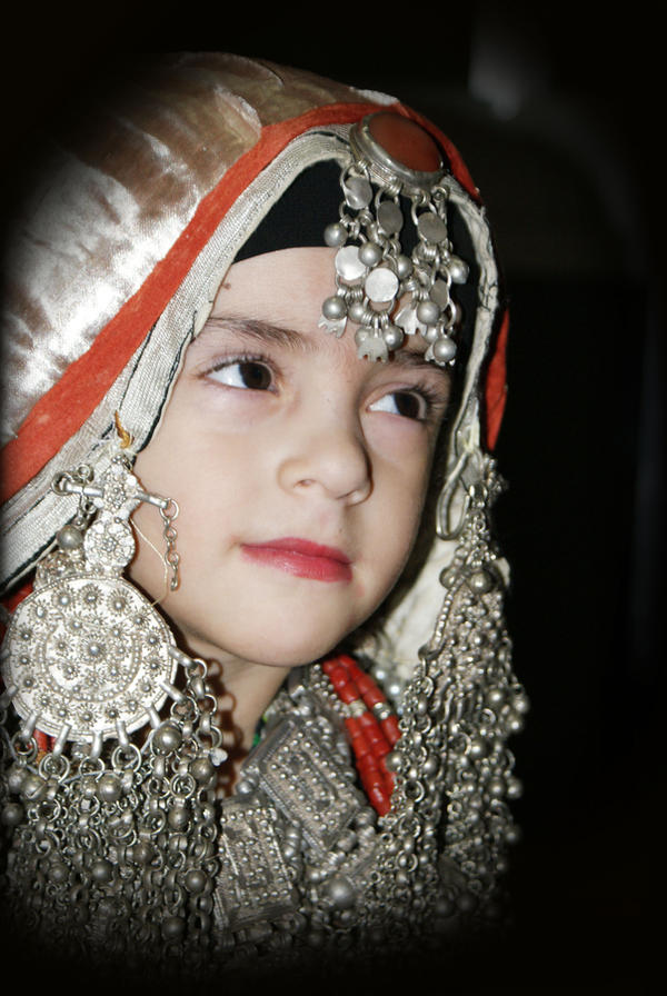 yemen_traditional_custom_by_moqima.jpg