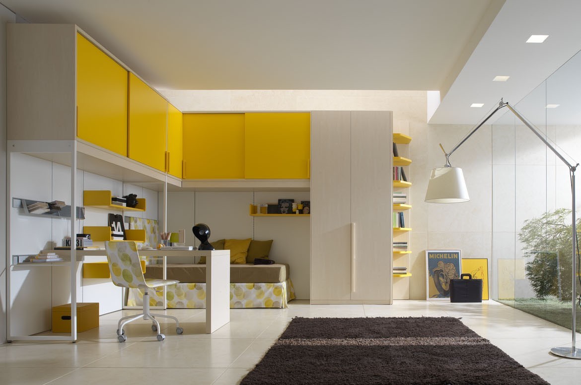 kids-room-yellow.jpg
