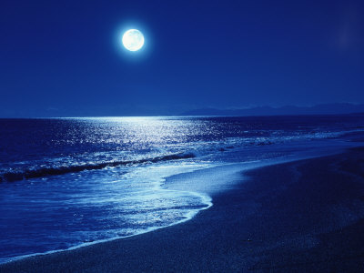 full-moon-over-the-sea.jpg