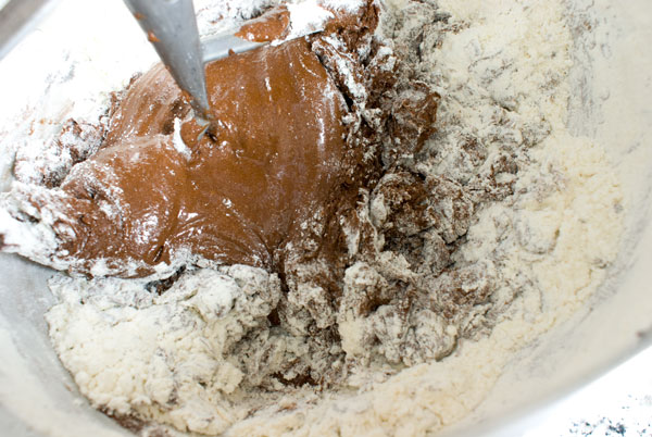 chocolate-cake-mix-dry.jpg